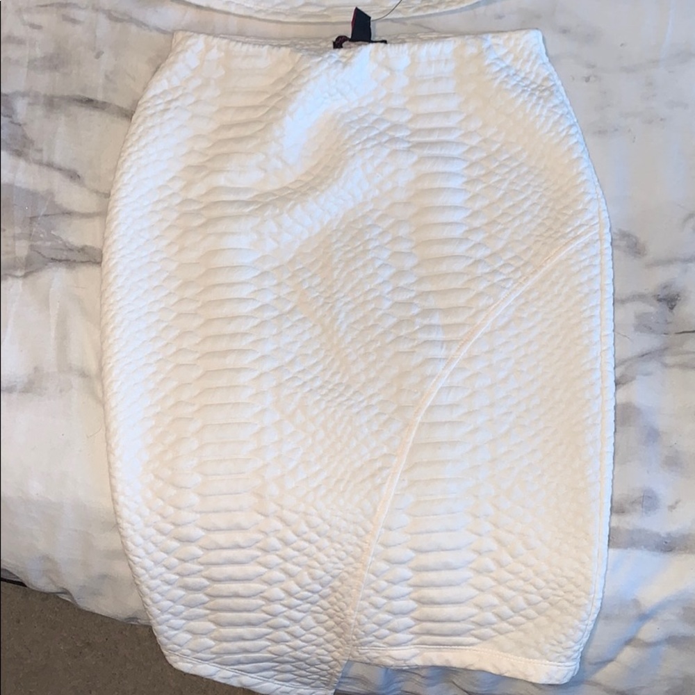 Two piece white skirt set